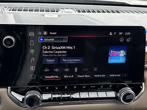 New 2026 GMC Canyon Denali image 18