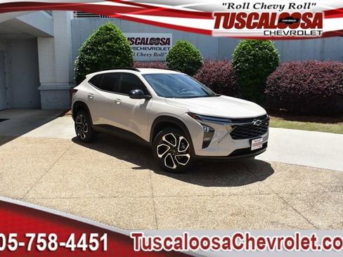 New 2026 Chevrolet Trax RS w/ Driver Confidence Package FWD image 1