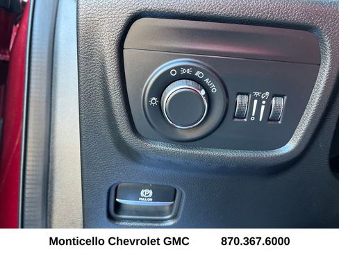 Used 2024 Jeep Grand Cherokee L Laredo image 25