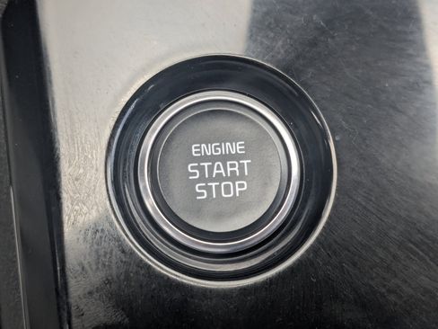 Certified 2025 Kia Sportage X-Line image 40