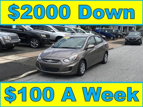 Used 2014 Hyundai Accent GLS FWD image 1