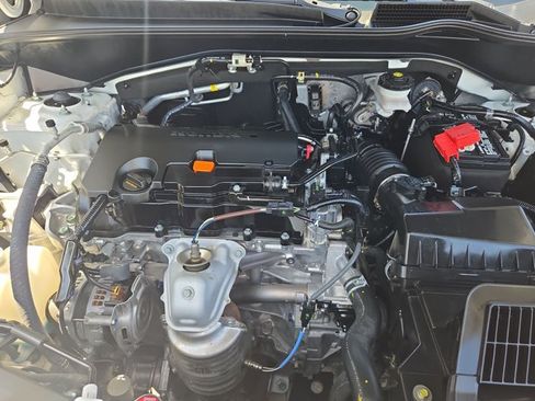 Certified 2025 Honda HR-V Sport image 22