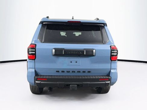 New 2026 Toyota 4Runner SR5 AWD/4WD image 7