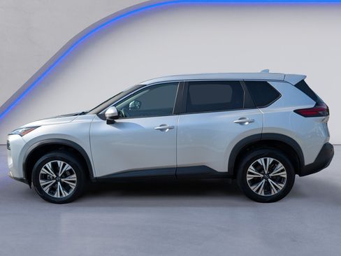 Used 2023 Nissan Rogue SV AWD/4WD image 6