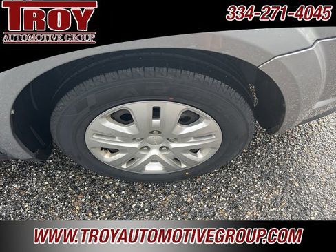 Used 2020 Dodge Journey SE image 19