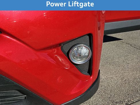 Used 2016 Toyota RAV4 Limited image 13