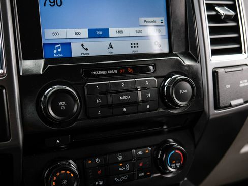 Used 2016 Ford F150 XLT w/ Equipment Group 302A Luxury RWD image 27