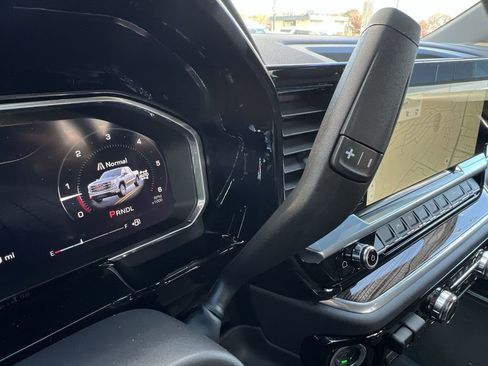 New 2026 GMC Sierra 1500 Elevation image 22