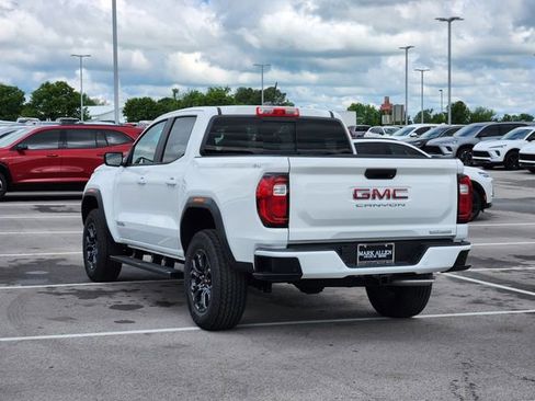 New 2025 GMC Canyon Elevation w/ Convenience Package image 3