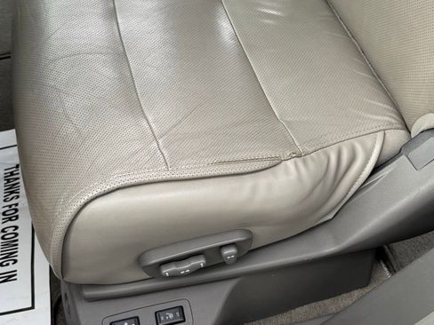 Used 2009 Nissan Quest SE w/ Seat Pkg image 23