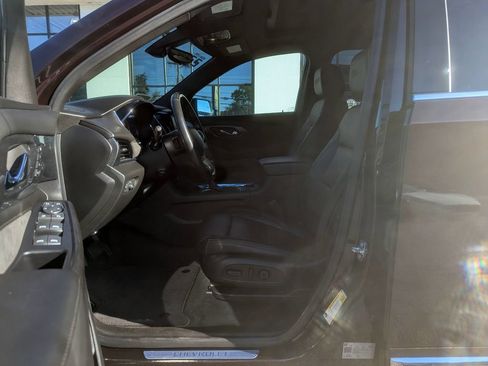 Used 2022 Chevrolet Traverse High Country AWD/4WD image 12