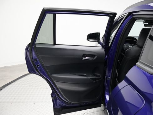 Certified 2025 Toyota Corolla Cross XLE image 21