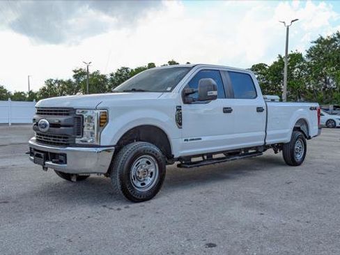 Used 2019 Ford F250 XL w/ Power Equipment Group AWD/4WD image 2