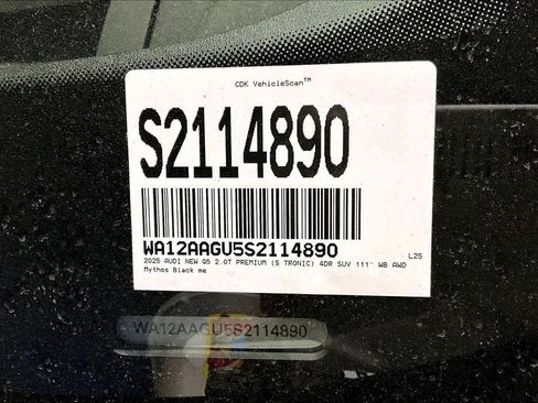 New 2025 Audi Q5 Premium Plus image 18