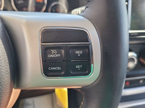 Used 2017 Jeep Compass High Altitude AWD/4WD image 23
