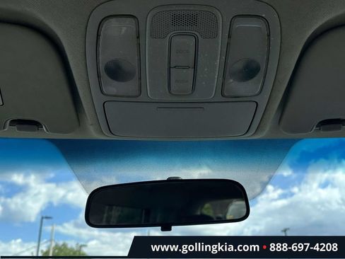 Used 2019 Kia Soul FWD image 24
