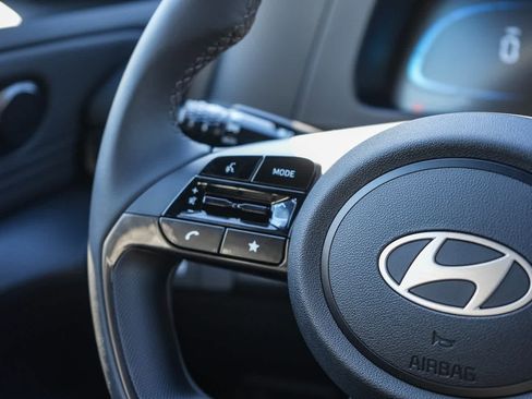 New 2025 Hyundai Elantra Sport image 14