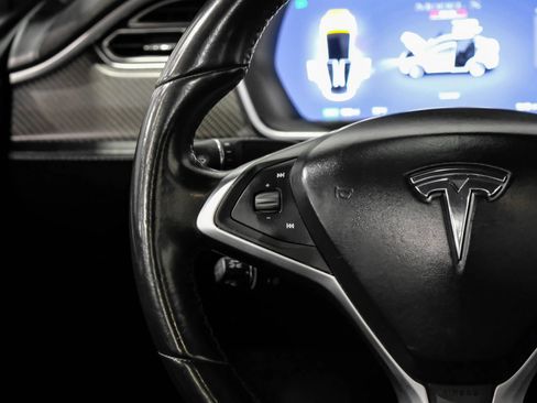 Used 2016 Tesla Model X P90D image 19