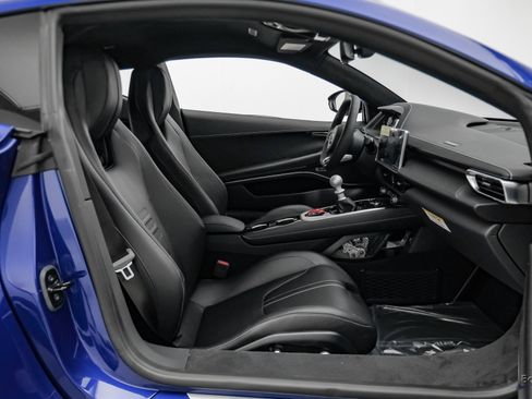 New 2025 Lotus Emira image 48