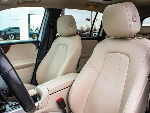 Used 2022 Mercedes-Benz GLB 250 4MATIC image 34