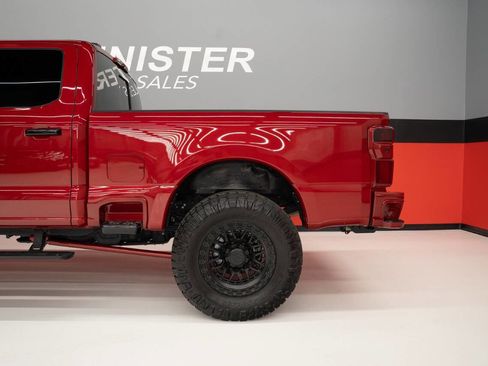 Used 2023 Ford F250 Limited w/ FX4 Off-Road Package AWD/4WD image 16