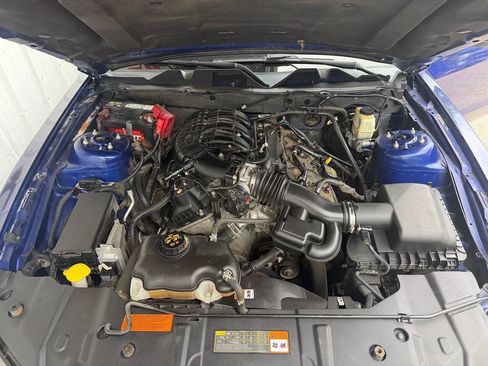 Used 2014 Ford Mustang Premium w/ Equipment Group 202A RWD image 26
