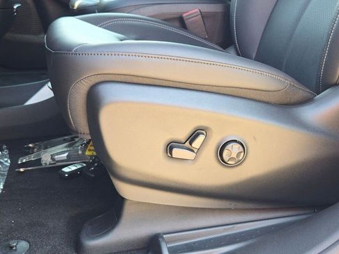 New 2026 Chrysler Pacifica Select image 25