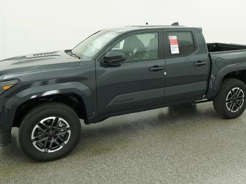New 2026 Toyota Tacoma TRD Sport image 2