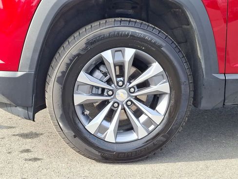 Used 2026 Chevrolet Equinox LT image 29