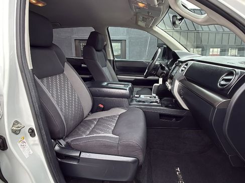 Used 2019 Toyota Tundra SR5 w/ TRD Off Road Package image 18