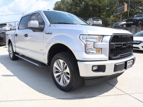 Used 2017 Ford F150 XL w/ Equipment Group 101A Mid image 9