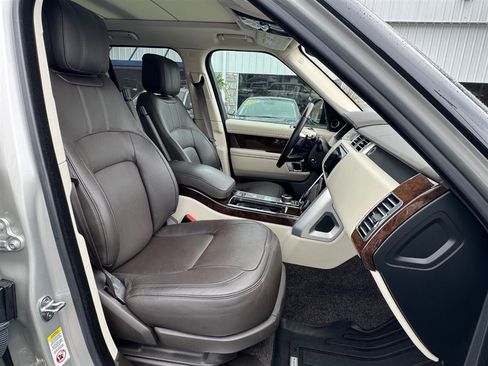 Used 2020 Land Rover Range Rover HSE AWD/4WD image 19