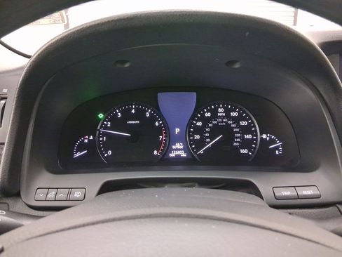 Used 2014 Lexus LS 460 image 17