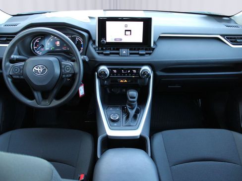 Used 2024 Toyota RAV4 LE AWD/4WD image 2