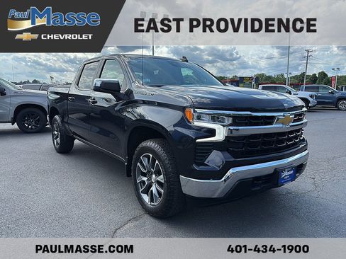 Used 2023 Chevrolet Silverado 1500 LT AWD/4WD image 3
