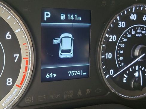 Used 2022 Hyundai Venue Limited w/ Cargo Package image 27