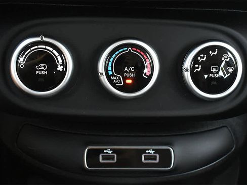 Used 2020 FIAT 500X Pop AWD/4WD image 18