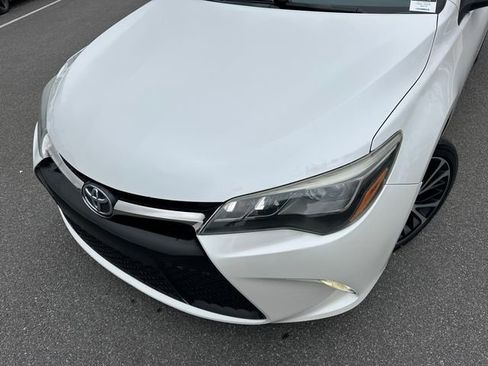 Used 2017 Toyota Camry XSE image 9