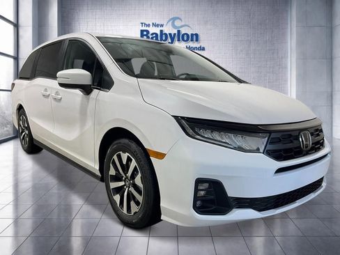 New 2026 Honda Odyssey EX-L image 8