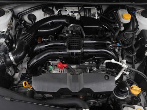 Used 2015 Subaru Crosstrek 2.0i Premium image 29