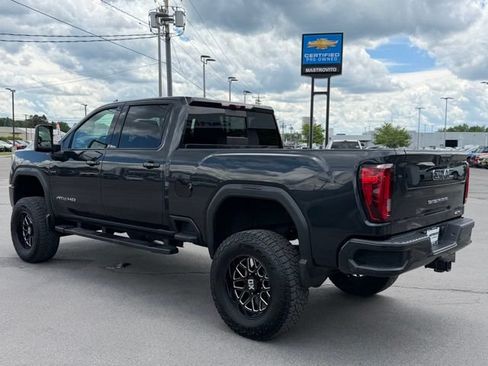 Used 2020 GMC Sierra 2500 AT4 w/ Technology Package AWD/4WD image 7