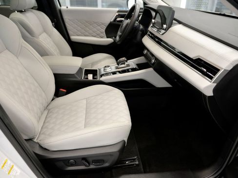 Used 2024 Mitsubishi Outlander SEL image 31