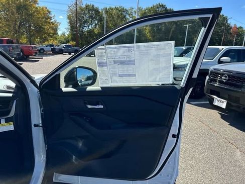 New 2026 Nissan Rogue Rock Creek image 25