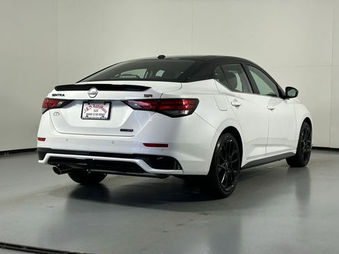 Used 2025 Nissan Sentra SR w/ Midnight Edition image 7