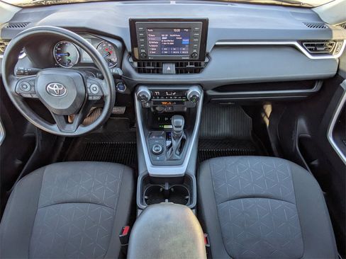 Certified 2022 Toyota RAV4 XLE image 16