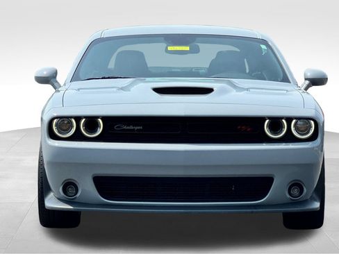 Used 2021 Dodge Challenger R/T Scat Pack RWD image 2
