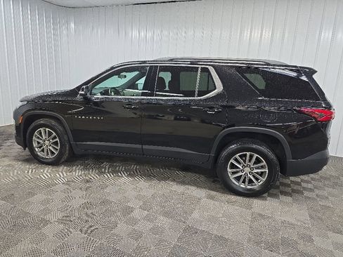 Used 2023 Chevrolet Traverse LT AWD/4WD image 4