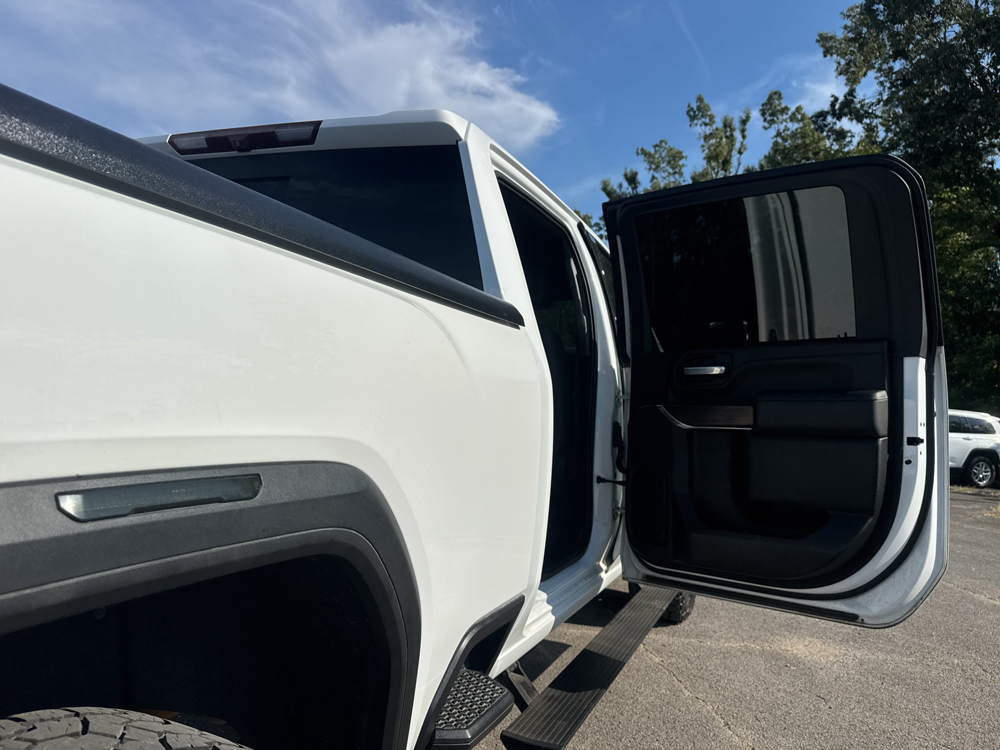 Used 2021 GMC Sierra 2500 SLT w/ SLT Premium Package AWD/4WD image 20