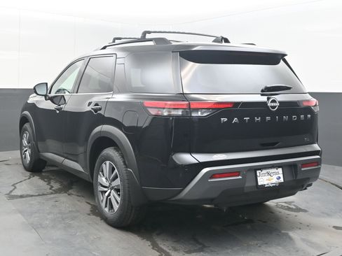 New 2026 Nissan Pathfinder SL FWD image 6