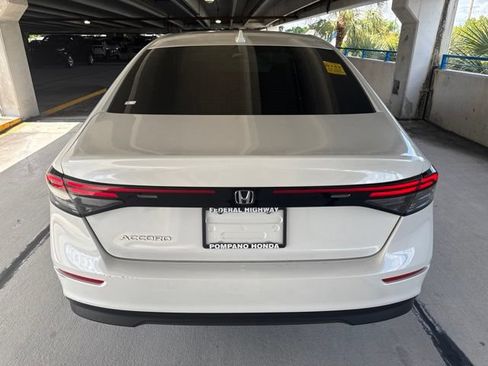 Used 2023 Honda Accord LX image 17